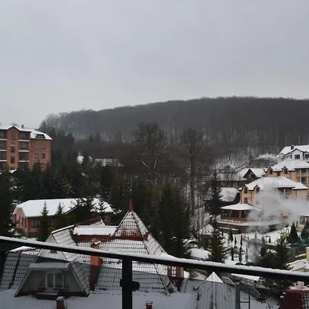 Penthouse Village 아파트 폴리아나