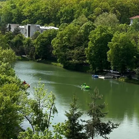 Penthouse Village 아파트 폴리아나