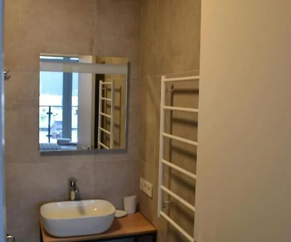公寓 Penthouse Village 波利亚纳