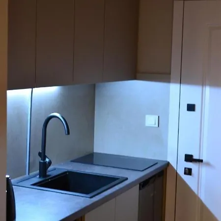 Penthouse Village Apartman Polyána